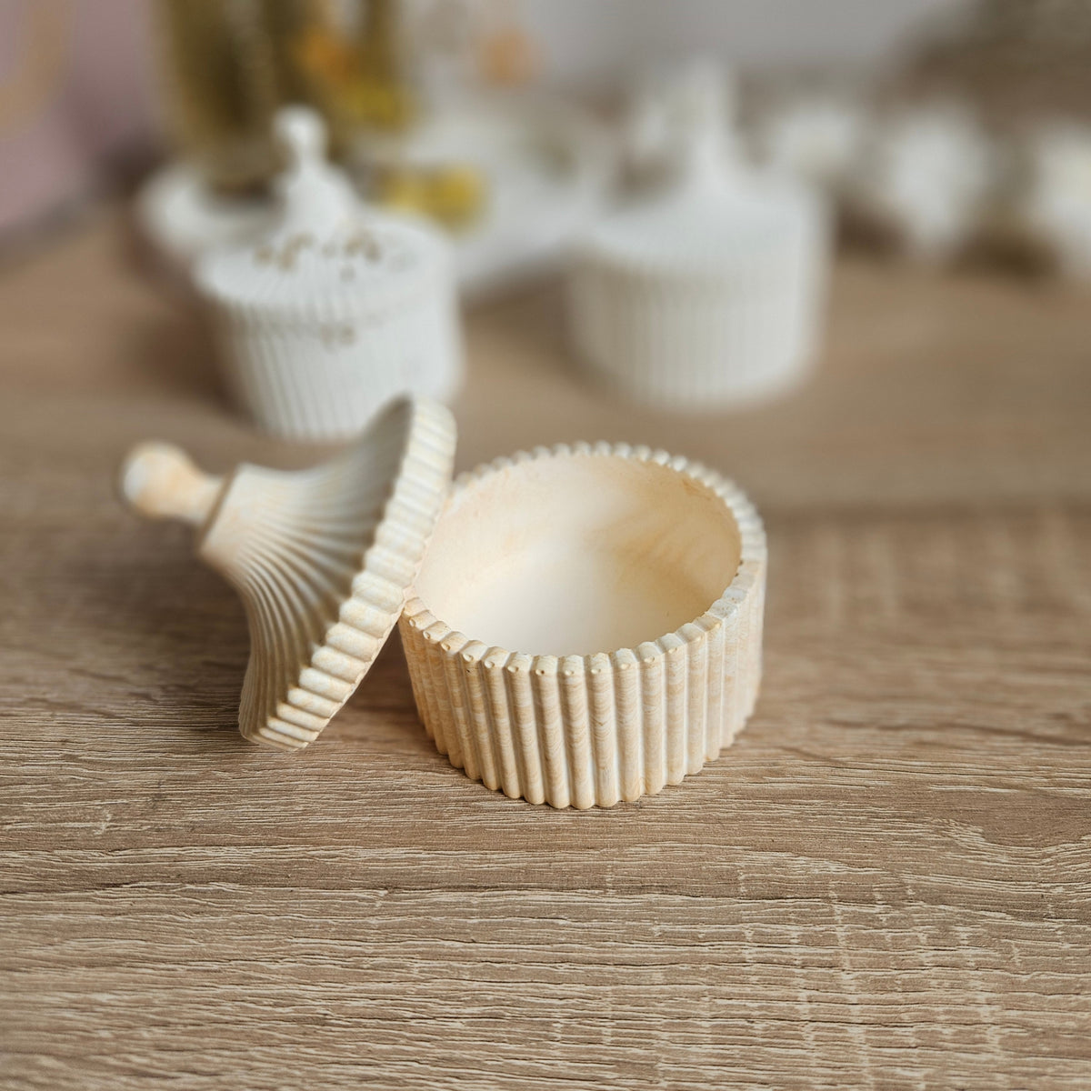 Schmuckdose aus Gips Handmade – mit Deckel – Weiß, Gold oder Marmor – Unikat