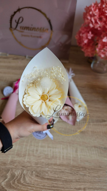 Blumen Bouquet aus Sojawachs von Luminossa