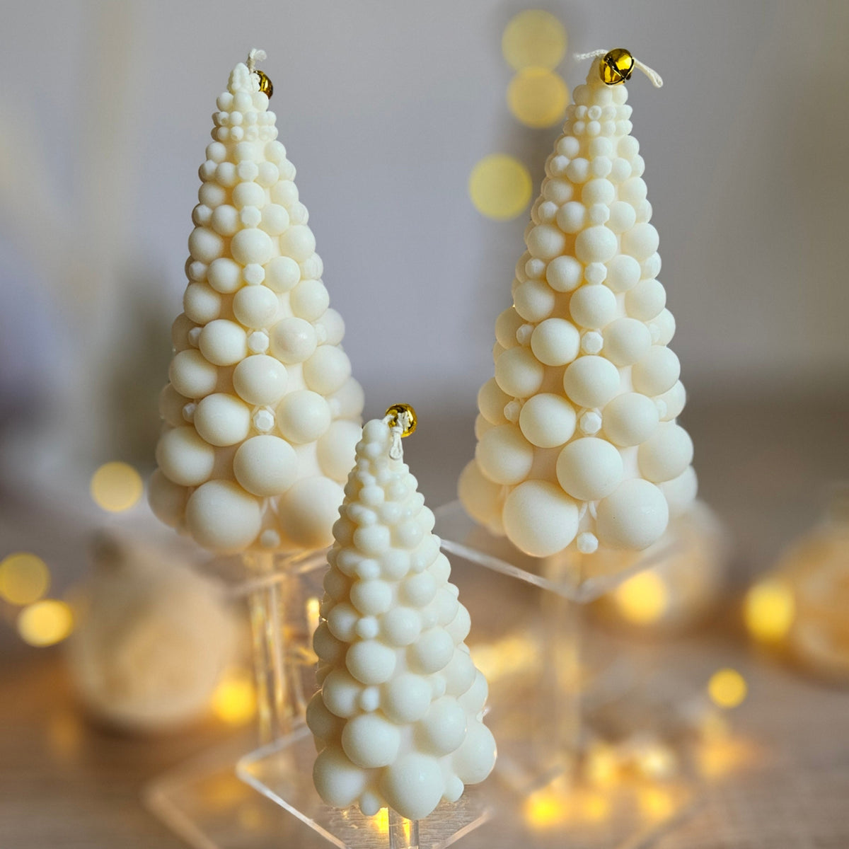 Weihnachtskerze Tannenbaum aus Sojakerzenwachs – Bubble & Spirale