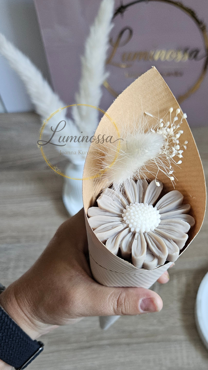 Blumen Bouquet aus Sojawachs – Gastgeschenk für Hochzeit & Taufe